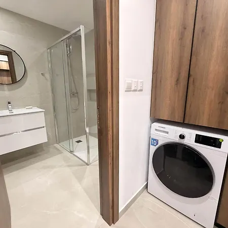Cecilia Signature Collection Nicosia